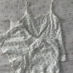 Brandy Melville White Floral Pajama Set